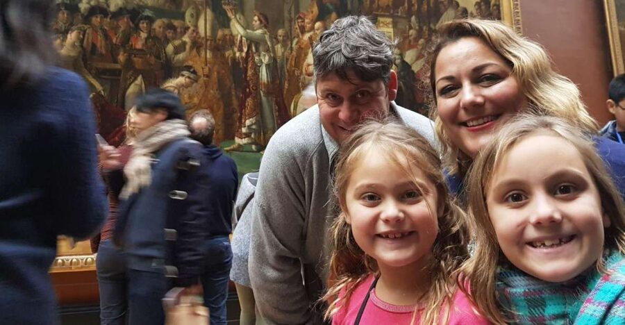 Louvre Museum Child-Friendly Private Tour for Families - Paintings and sculpture selected for a family audience