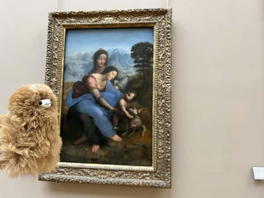 Louvre Museum Entry Ticket and Private Guided Tour - Key points at a glance
