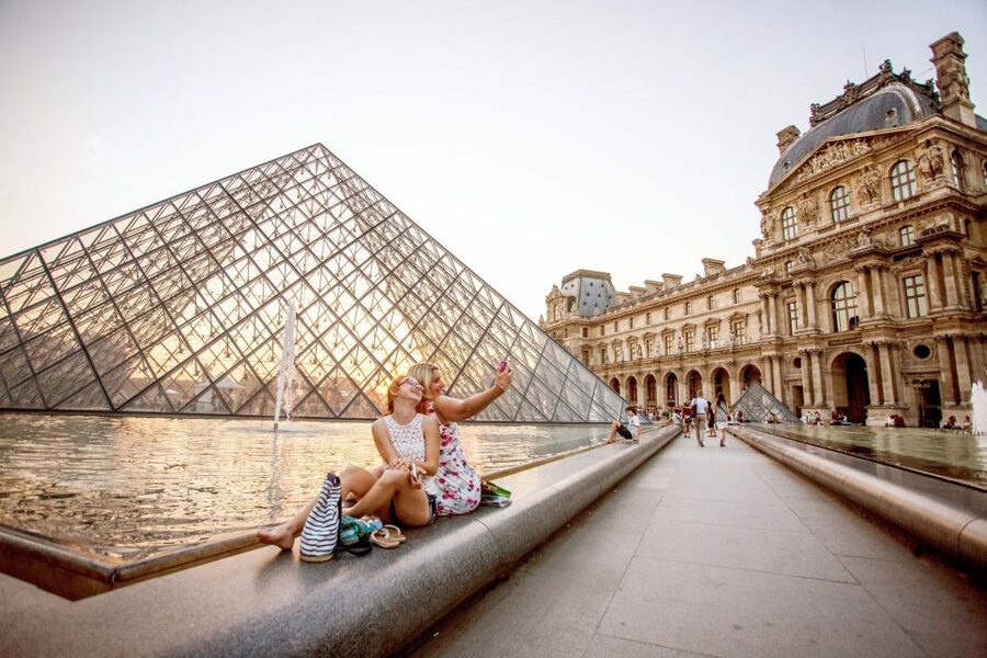 Louvre Museum: Skip-the-Line Guided Tour - Venus de Milo and Nike of Samothrace