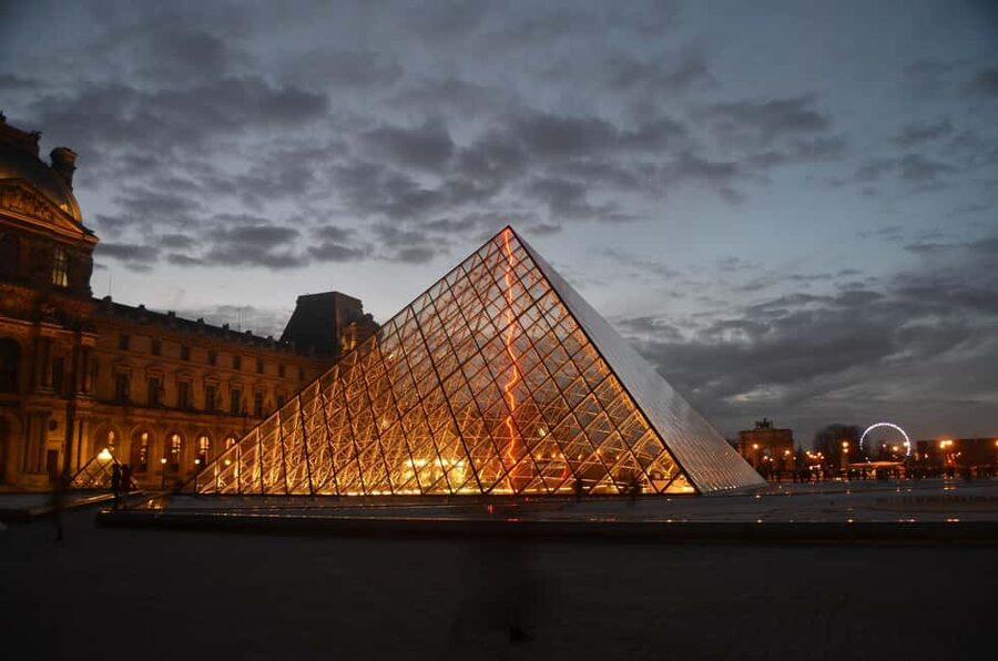 Louvre Museum Timed Entrance Ticket with Audio Guide - The Mona Lisa and the Louvre’s famous works