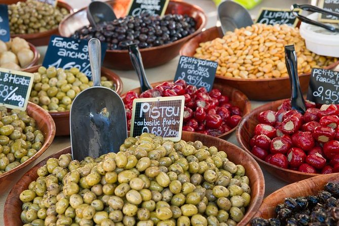Luberon Market & Villages Day Trip from Aix-en-Provence - Fontaine de Vaucluse and the route change