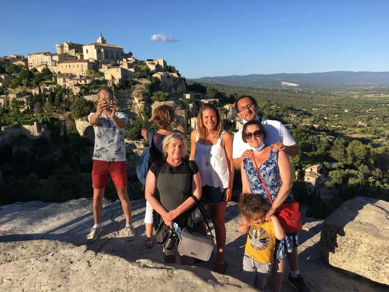 Luberon villages Full-day tour from Aix-en-Provence - Fontaine-de-Vaucluse and the Sorgue river