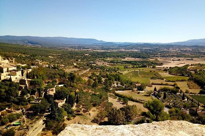 Luberon Villages Half-Day Tour from Aix-en-Provence - Gordes ends the afternoon on a high note