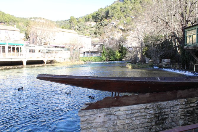 Luberon Villages Small Group Half-Day Trip from Avignon - Three Provençal stops in one short morning