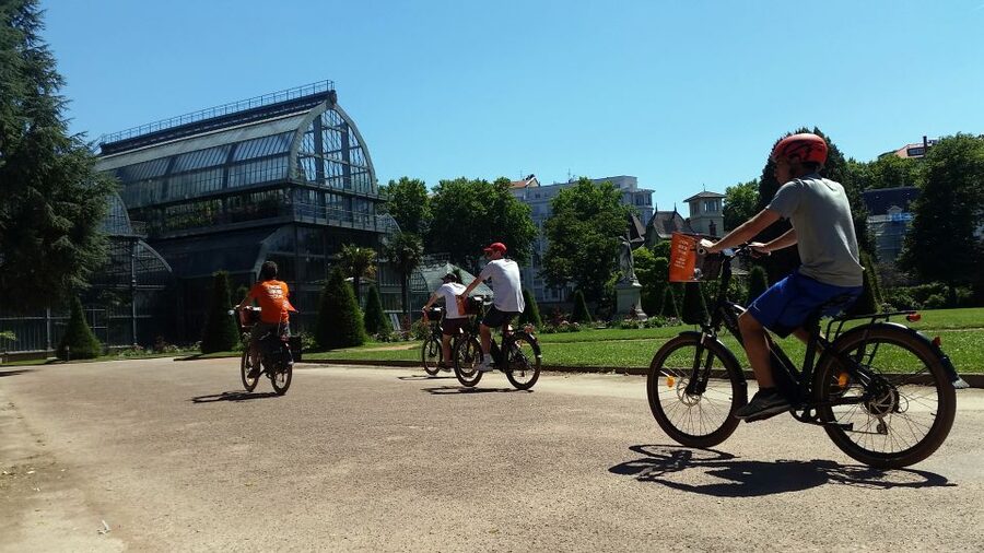 Lyon: 2-Hour Electric Bike Tour with a Local Guide - Tête dOr Park, the tours breathing space