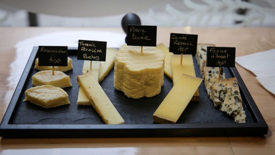 Lyon: Food Walking Tour with a Local Guide - How much food do you really get for $88?