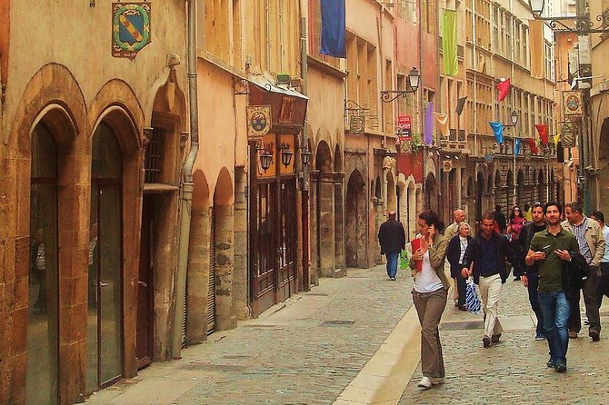 Lyon Highlights & Secrets Walking Guided Tour (small group) including Funicular - What the guide adds to the experience