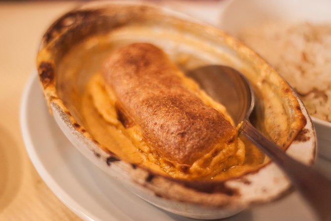 Lyon Old Town Food Tour with 6 French Delicacies & Fine Wine - Place Bellecour and Voisin chocolate