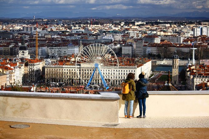 Lyon Private Walking Tour with a Local - Starting at Place Bellecour and setting the plan