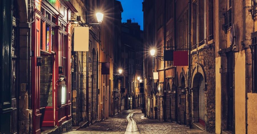 Lyon Sunset Food Tour: Full Meal of Lyon’s Best Bites - What the guide adds beyond the plate