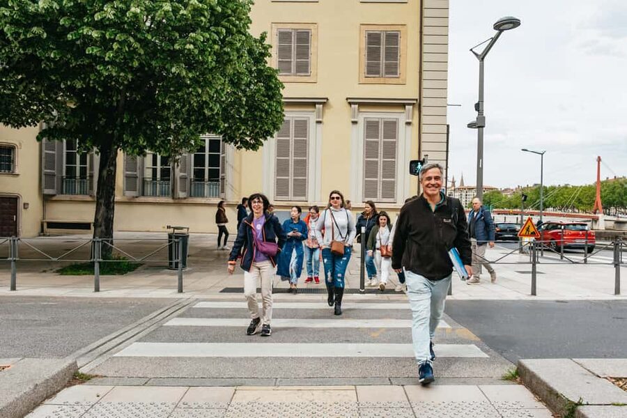 Lyon: Vieux Lyon Food Tasting Walking Tour - A good first-day activity in Lyon