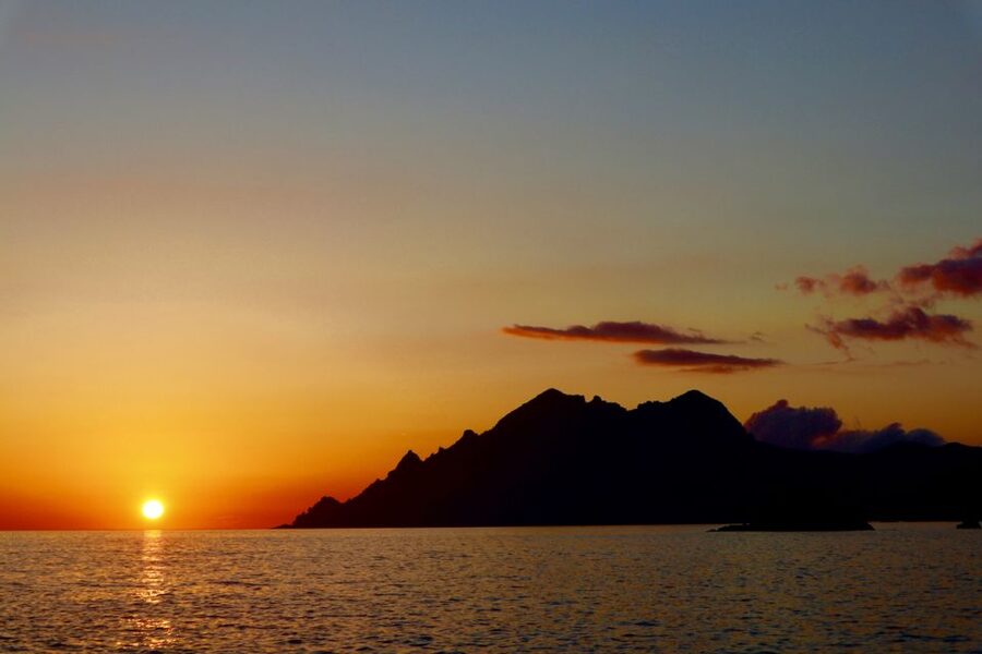 Magic Sanguinaires Sunset from Ajaccio/Porticcio – Aperitif - Who should book this Corsica outing?