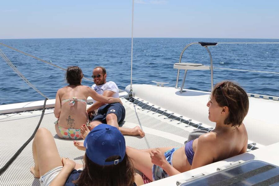 Marseille: Calanques Catamaran Cruise, Picnic, & Swimming - What the small group size means in practice