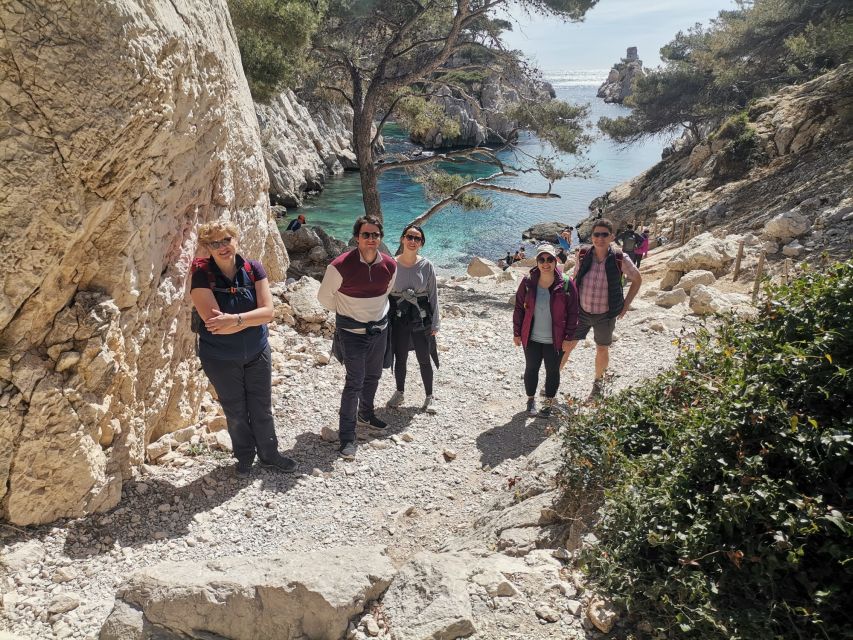 Marseille: Calanques National Park Guided Hike with Picnic - Key points to know before you book