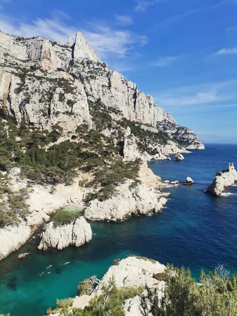 Marseille: Calanques National Park Guided Hike with Picnic - How much value do you get for $41?