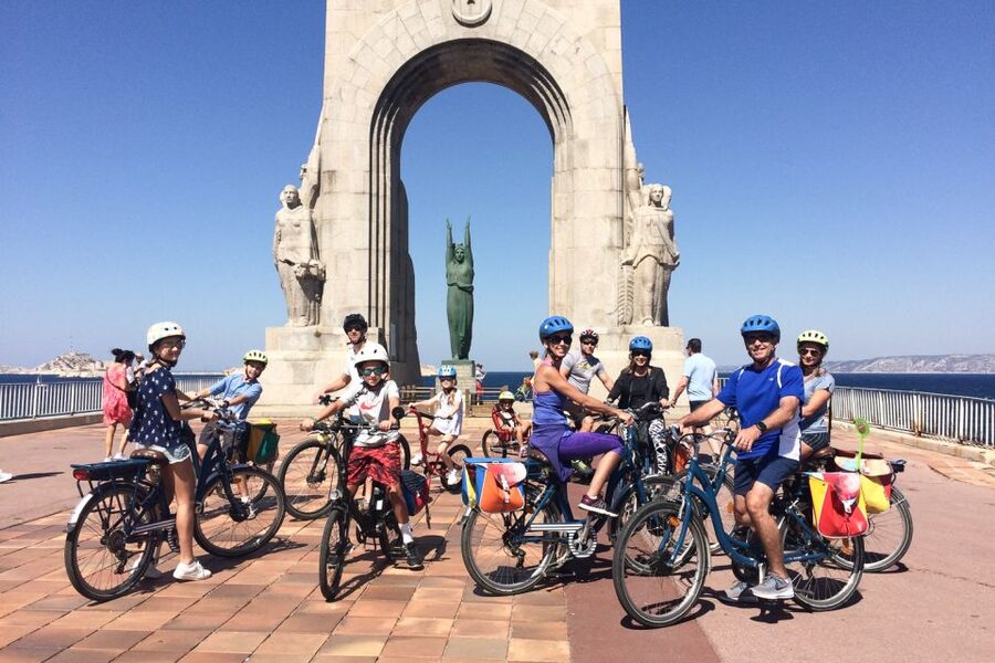 Marseille: City Highlights Guided Half-Day E-Bike Tour - Key points at a glance