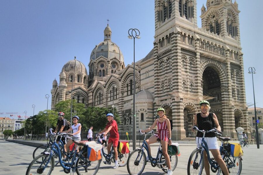 Marseille: City Highlights Guided Half-Day E-Bike Tour - Notre Dame de la Garde and the best view of the city