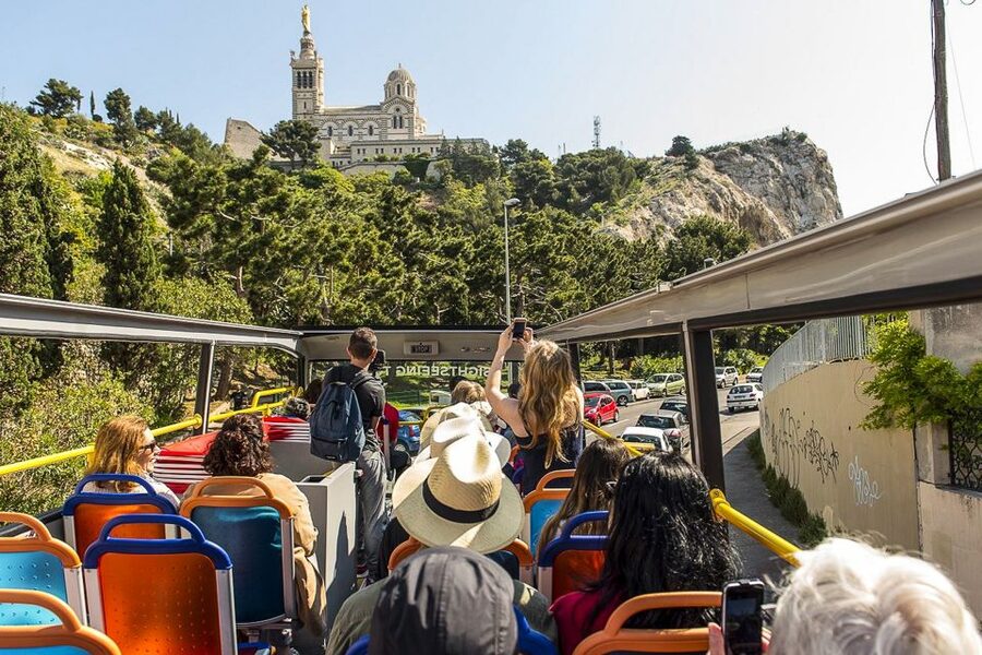 Marseille: City Sightseeing Hop-On Hop-Off Bus Tour - Vallon des Auffes and the Corniche Kennedy