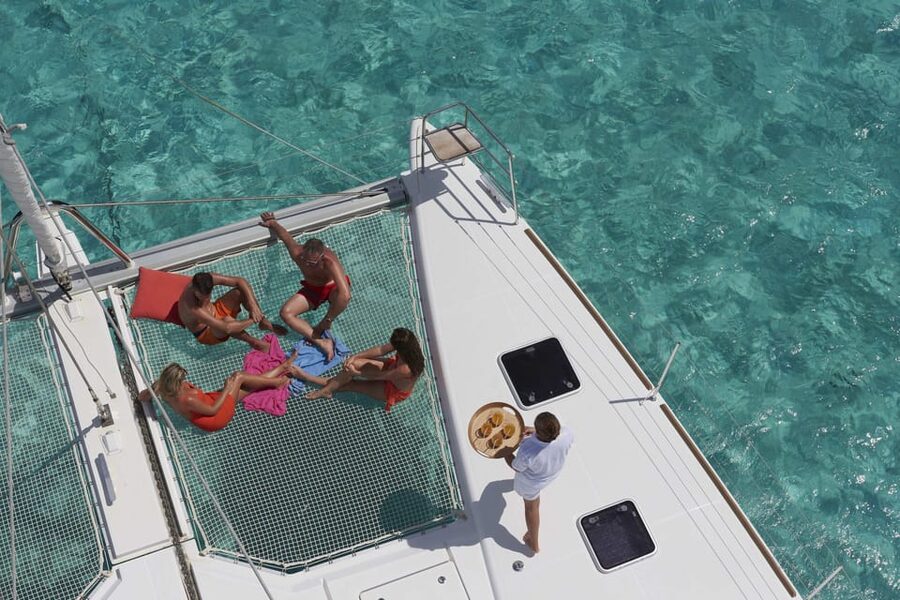 Marseille: Frioul Archipelago Catamaran Cruise with Lunch - The atmosphere on board