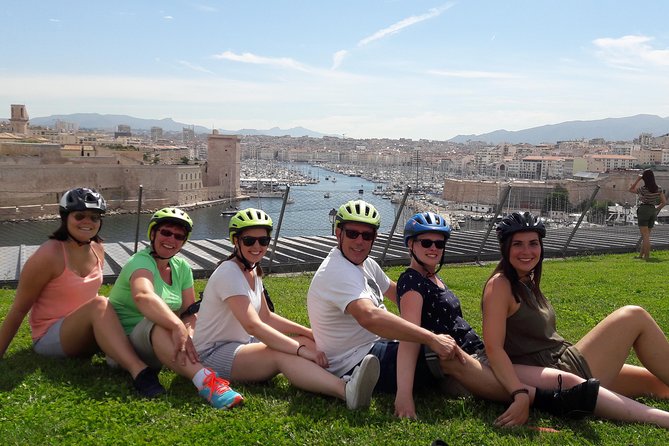 Marseille Grand E-Bike Tour : "le tour du Fada" - Vallon des Auffes and the Corniche
