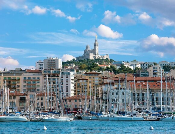 Marseille Grand E-Bike Tour : "le tour du Fada" - Notre-Dame de la Garde and the climb above the city