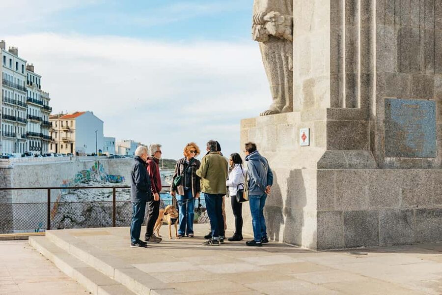 Marseille: Guided Off-the-Beaten-Path Neighborhood Walk - A pause at Vallon de la Fausse Monnaie or Parc Valmer