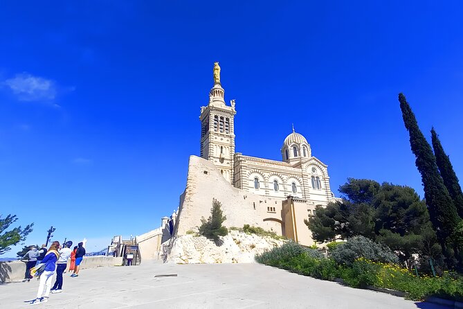 Marseille Guided Tour for 4 Hours with a Bilingual Local Guide - Vallon des Auffes and the Mediterranean edge