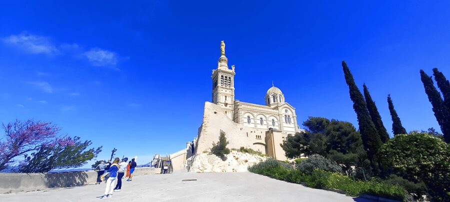 Marseille: Half-Day City Highlights Guided Walking Tour - From Hôtel de Ville to the Old Port