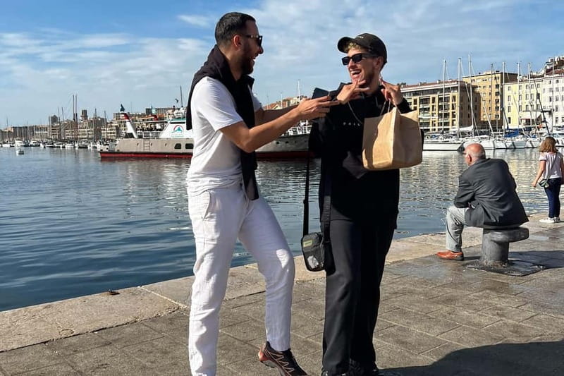 Marseille: No-Diet Club Local Food Tasting and Walking Tour - Panisses, markets, and food shops