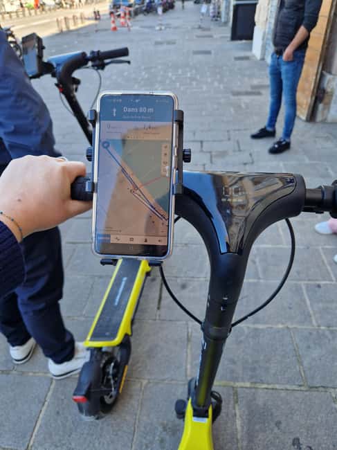 Marseille: Self-Guided Smartphone Tour by E-Scooter - Starting at the Vieux Port