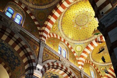 Marseille Shore Excursion: City Sightseeing Tour of Marseille