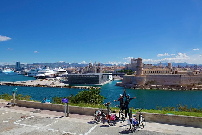 Marseille Shore Excursion Private Electric Bike Tour - Le Panier and Marseille Cathedral