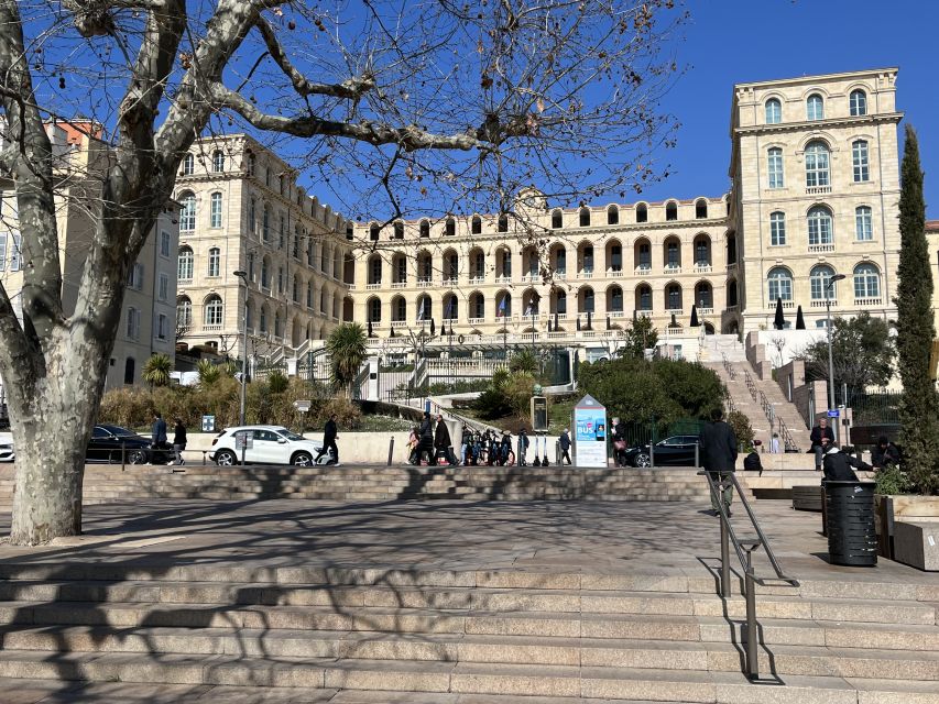 Marseille: Sightseeing E-Bike Tour - Pharo and the first wide sea views