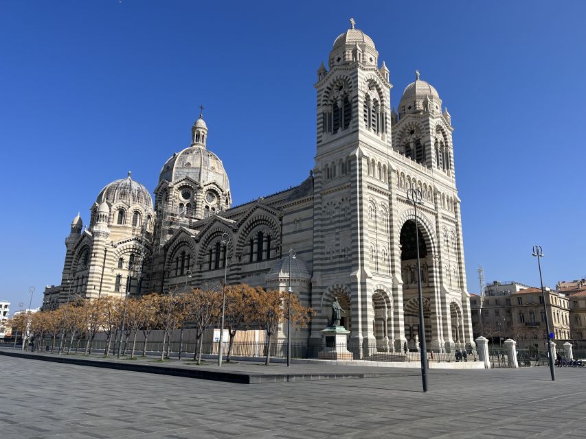 Marseille: Sightseeing E-Bike Tour - What the guides add