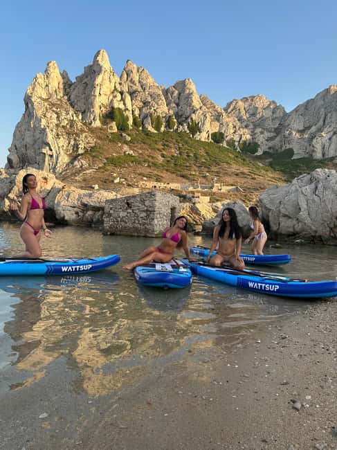 Marseille: stand-up paddle tour - discover the calanques - Learning the board with Julien