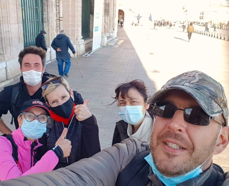 Marseille: Urban Hiking Tour with a Local Guide - Returning through central Marseille