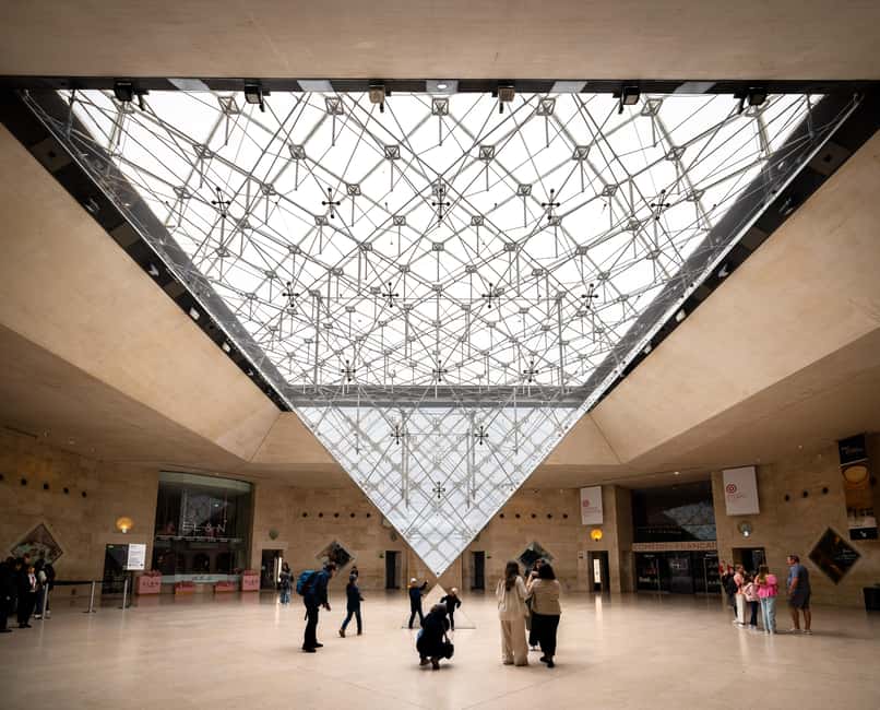 Mona Lisa & Louvre Masterpieces Tour with Reserved Access - The optional wine, cheese, and charcuterie ending