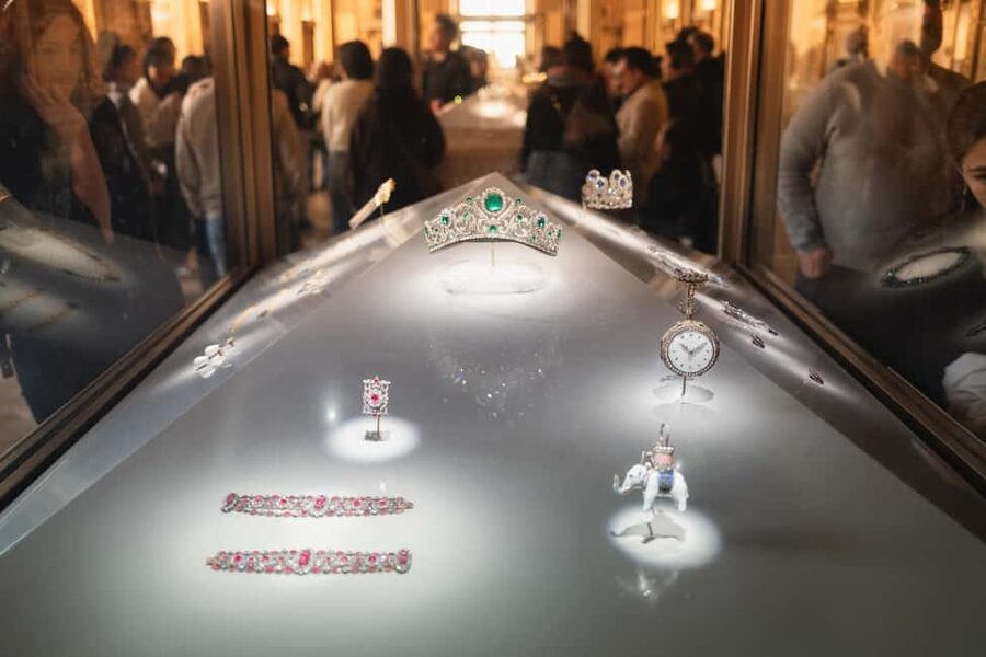Mona Lisa & Treasures: 6-people Max Louvre Experience - Final verdict: a smart first look at the Louvre