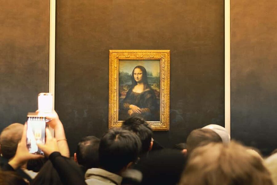 Mona Lisa & Treasures: 6-people Max Louvre Experience - Who should book this Louvre experience?