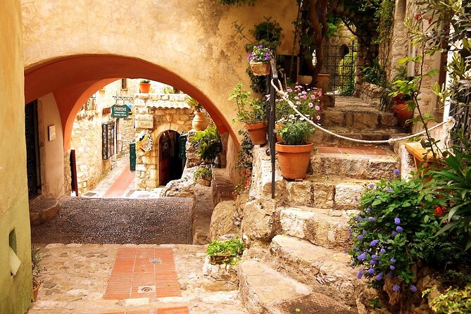 Monaco, Monte-Carlo and Eze Village Small Group Half-Day Tour - The guides make the short schedule work