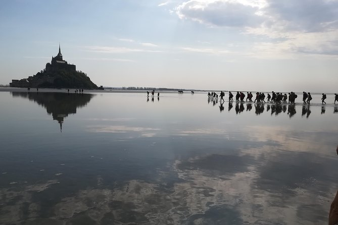 Mont-Saint-Michel bay walk - The quicksand exercise and the fun factor