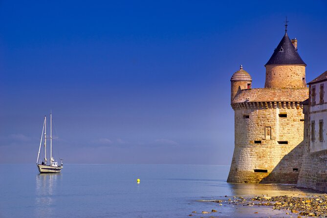 Mont Saint Michel Full Day Tour from Bayeux - First sight of the medieval mount