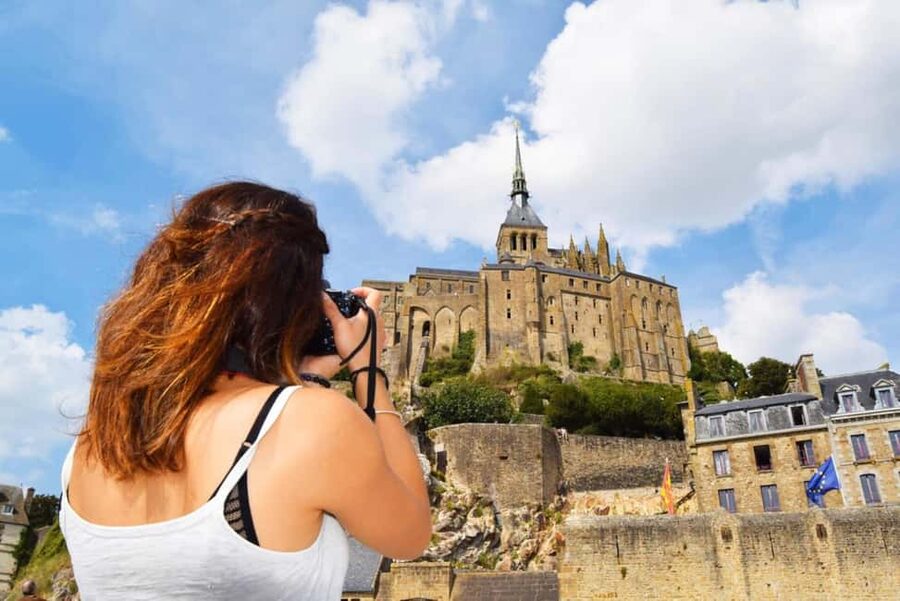 Mont Saint-Michel Small-Group Day Trip from Paris with Abbey Ticket - Key points at a glance