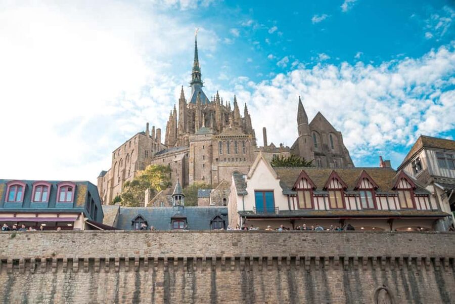 Mont Saint-Michel Small-Group Day Trip from Paris with Abbey Ticket - Why Mont Saint-Michel works as a long day from Paris