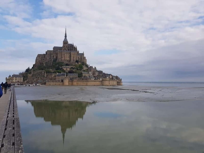 Mont Saint Michel: Village History and Legends Walking Tour - Key points at a glance