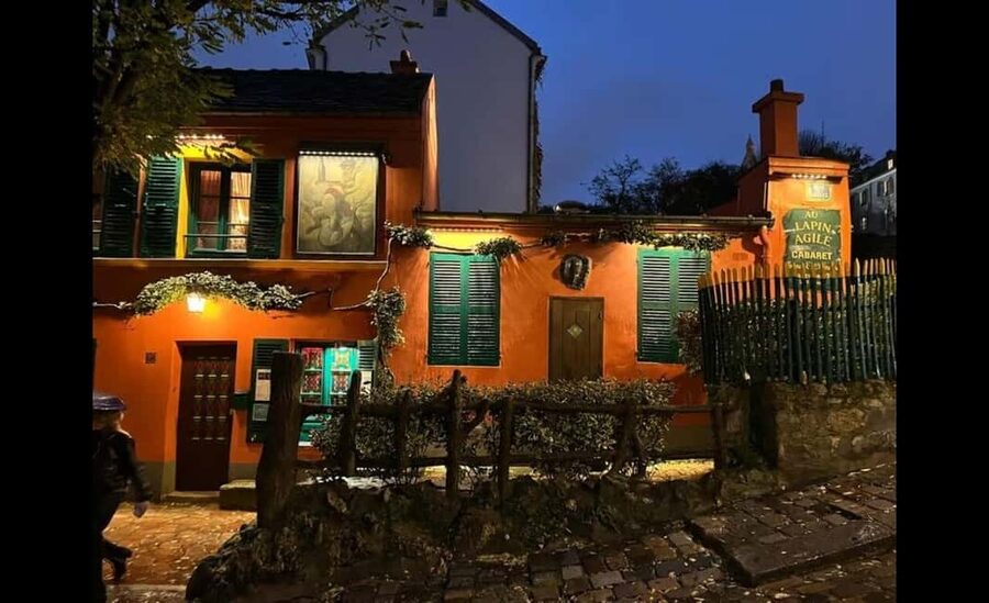 Montmartre for Art Lovers - Walking tour with Expert Guide - Starting at Montmartre Cemetery