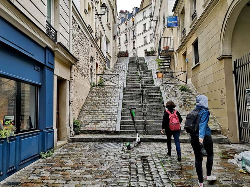 Montmartre : private family tour - What the guide adds to the walk