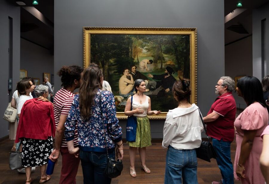 Musée d’Orsay Skip-the-Line Tour with Expert Guide - Crowds, headsets, and the pace of the visit