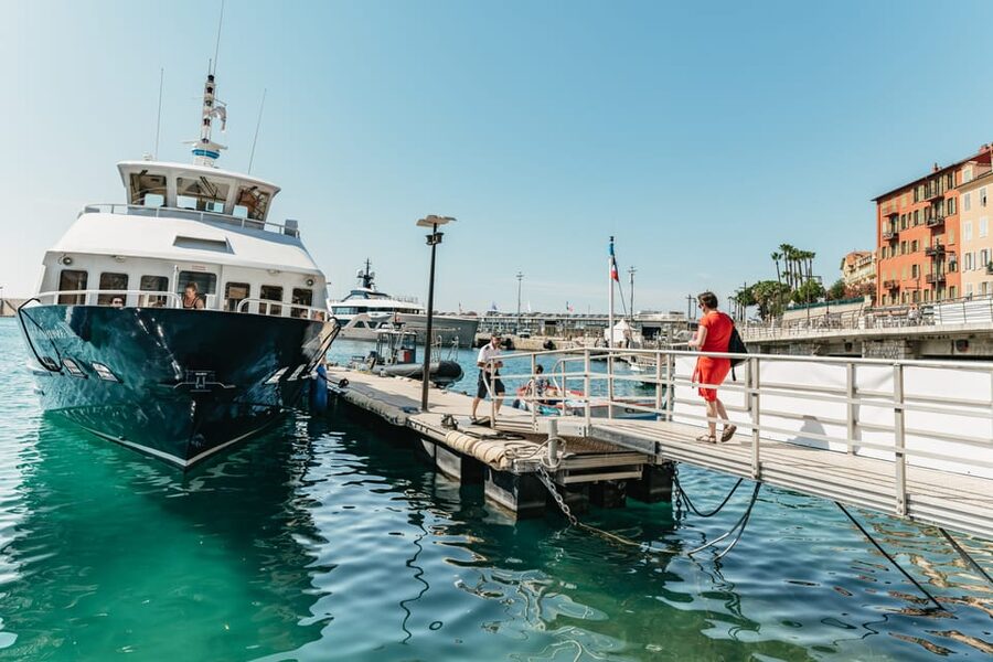 Nice: 1-Hour Sightseeing Cruise to Villefranche Bay - Saint-Jean-Cap-Ferrat and the villas along the coast