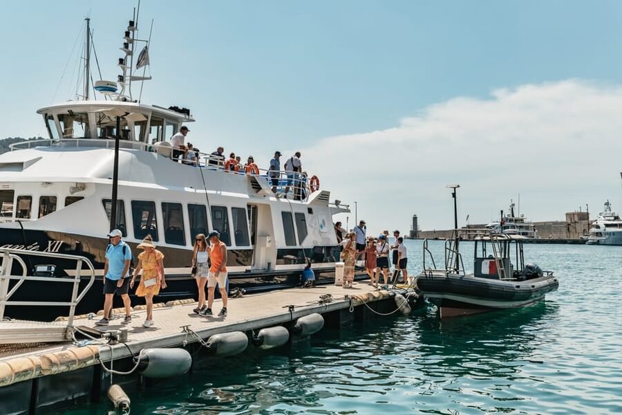 Nice: 1-Hour Sightseeing Cruise to Villefranche Bay - Who will enjoy this cruise most?